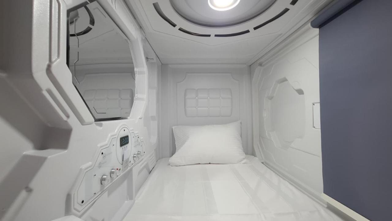 Hostel Aria Capsule Chişinău Esterno foto